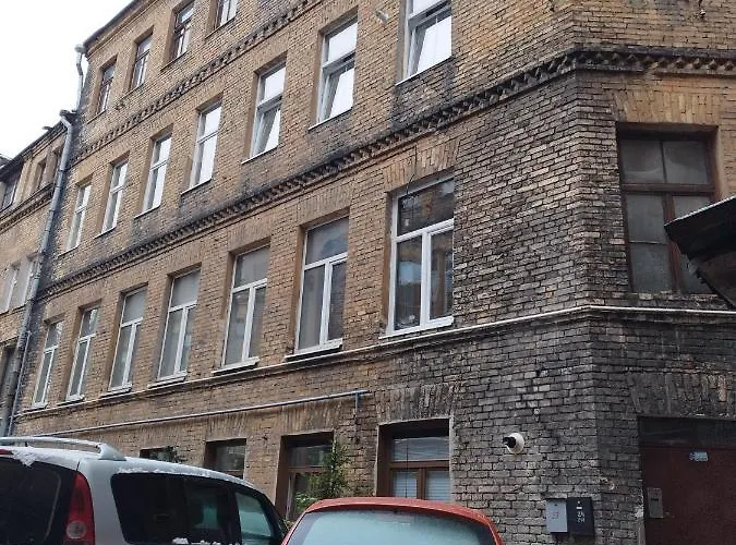 Stylish Station Old Town Free Parking Апартаменты